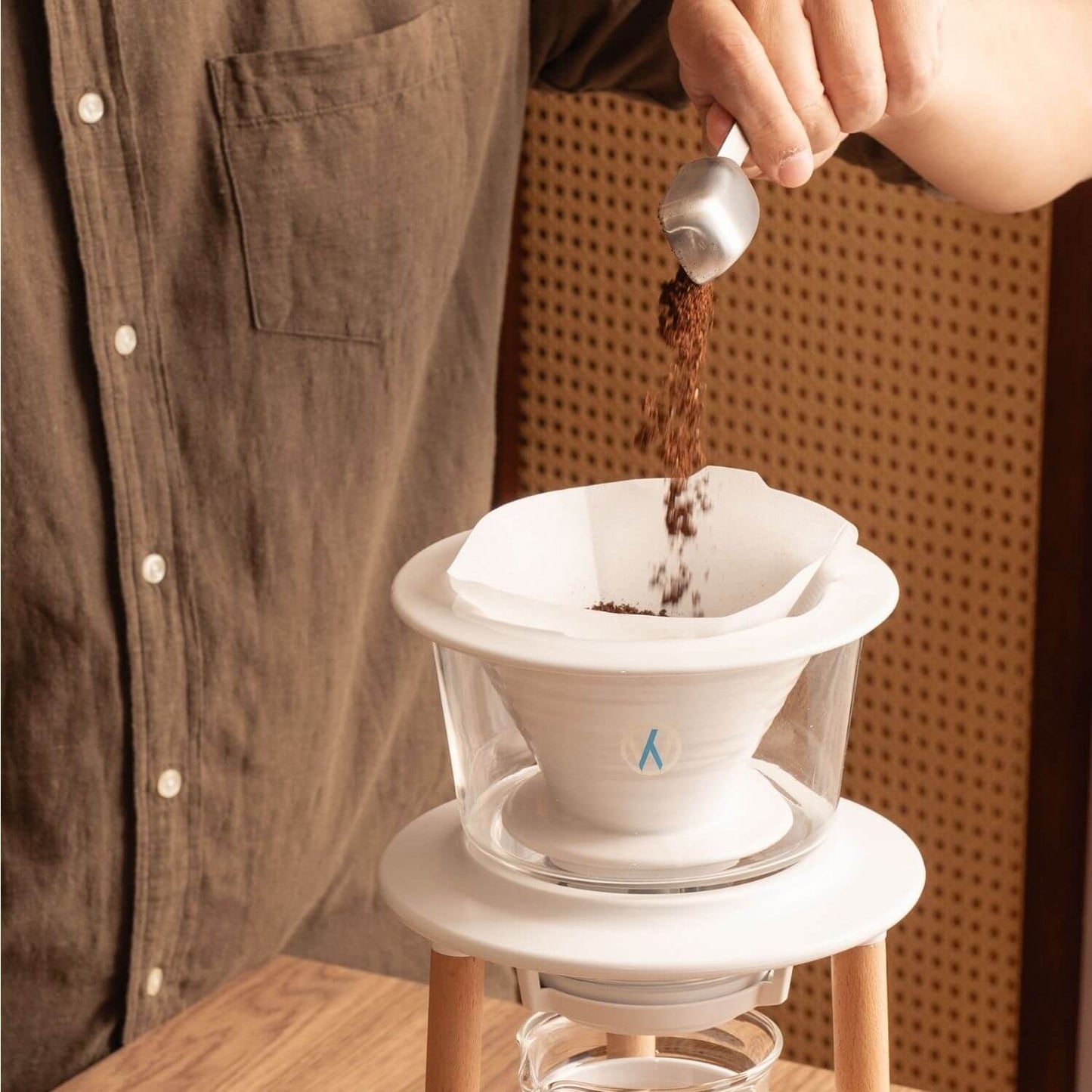 Wabilogic™ SENZ V™ Ceramic Florente Dripper - lifestyle